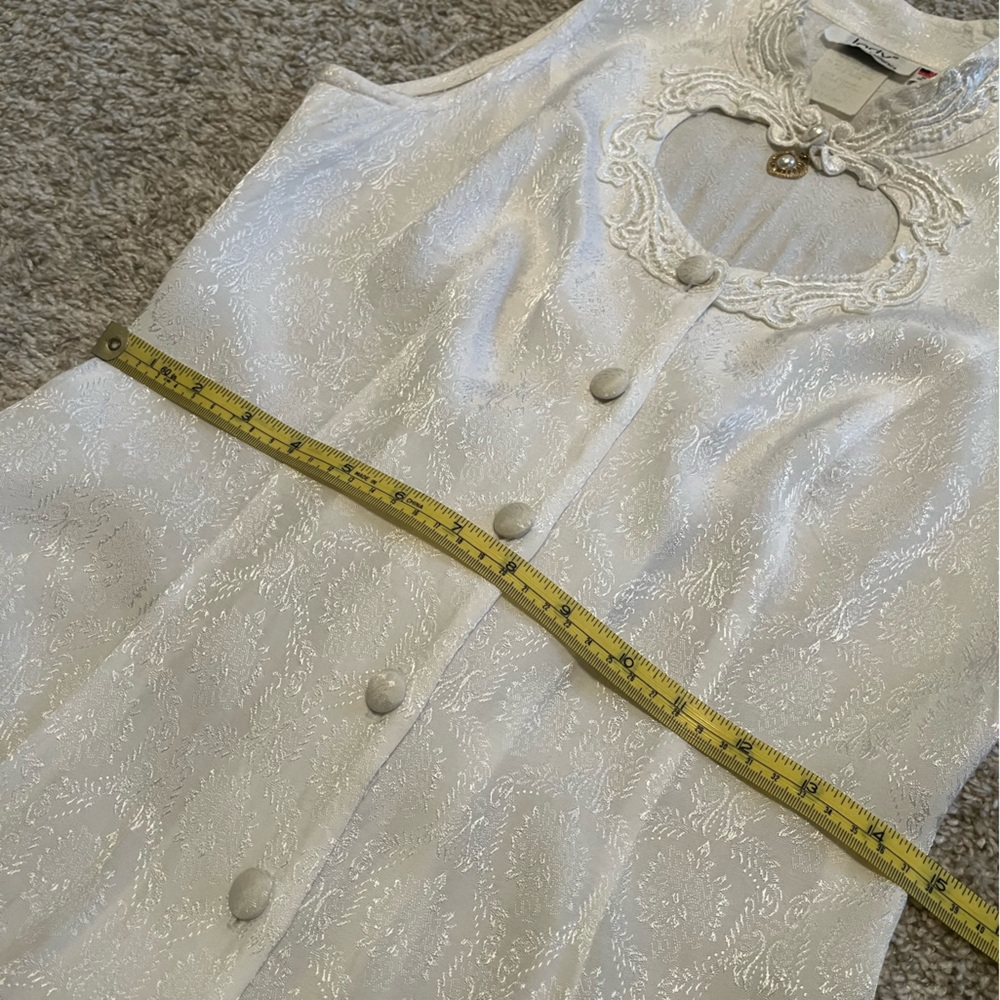 Vintage 5-7-9 Shop White Lace Button-Front Maxi Dress - Picture 10 of 15